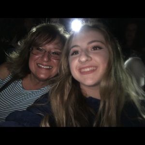 Meet your Posher, Debra